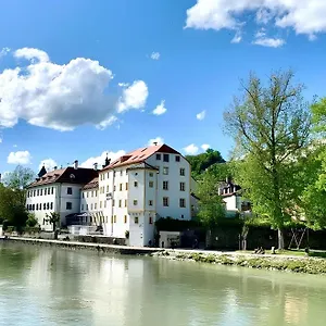 Schloß Ort Hotel Passau